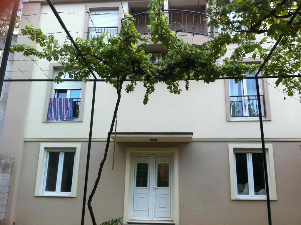 Guesthouse Liska Mostar Bagian luar foto