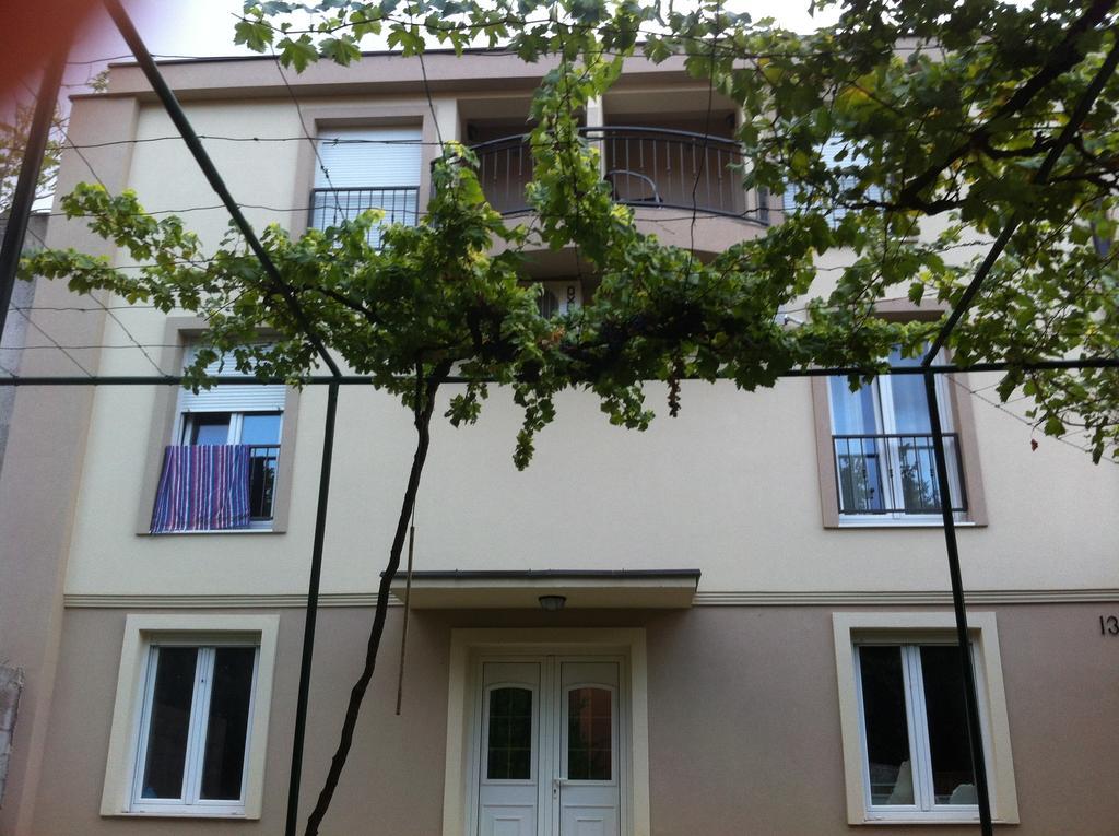 Guesthouse Liska Mostar Bagian luar foto